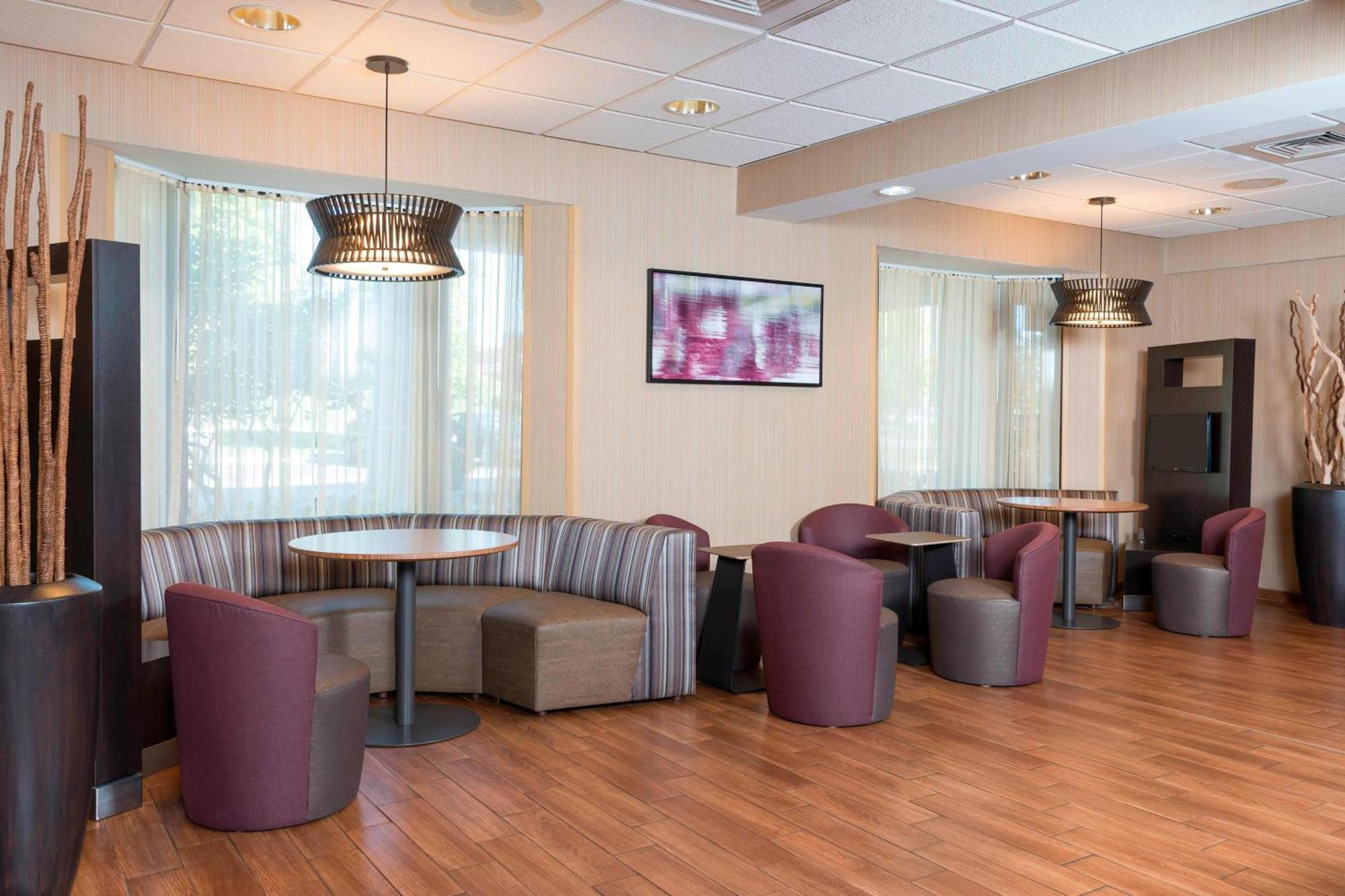 Courtyard By Marriott Traverse City Zewnętrze zdjęcie