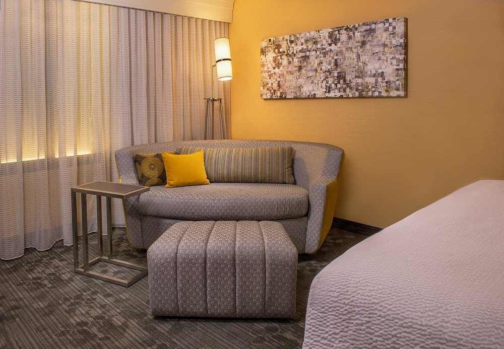 Courtyard By Marriott Traverse City Zewnętrze zdjęcie